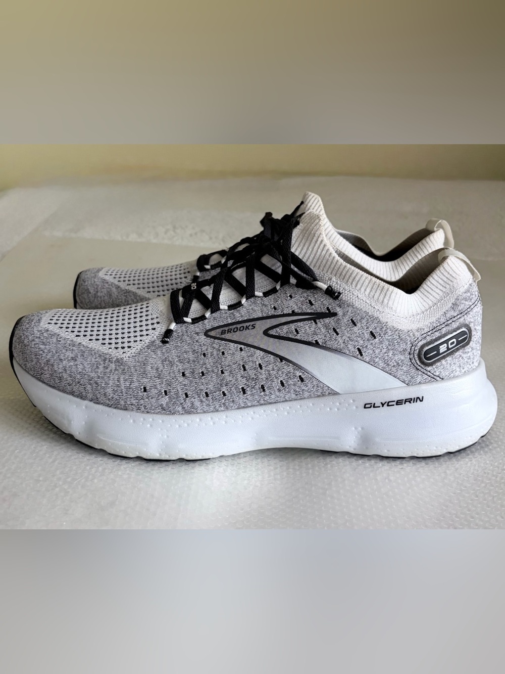 Brooks Glycerin 20 Men’s White and Black Knit Running Shoes Sz 14 - Picture 4 of 10